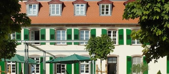 Schlosshotel Bergzaberner Hof