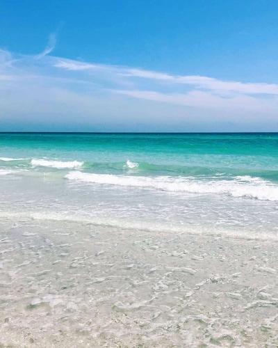 Crescent Arms Luxurious Beach Condo on Siesta Key 605 South with gulf view