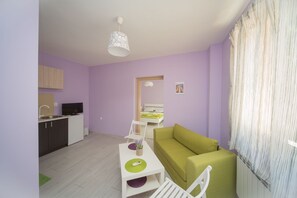 Superior Studio, 1 Bedroom, Courtyard View | Living room | 18-inch flat-screen TV with cable channels, TV - Peter Pan Guest House (Sofia)