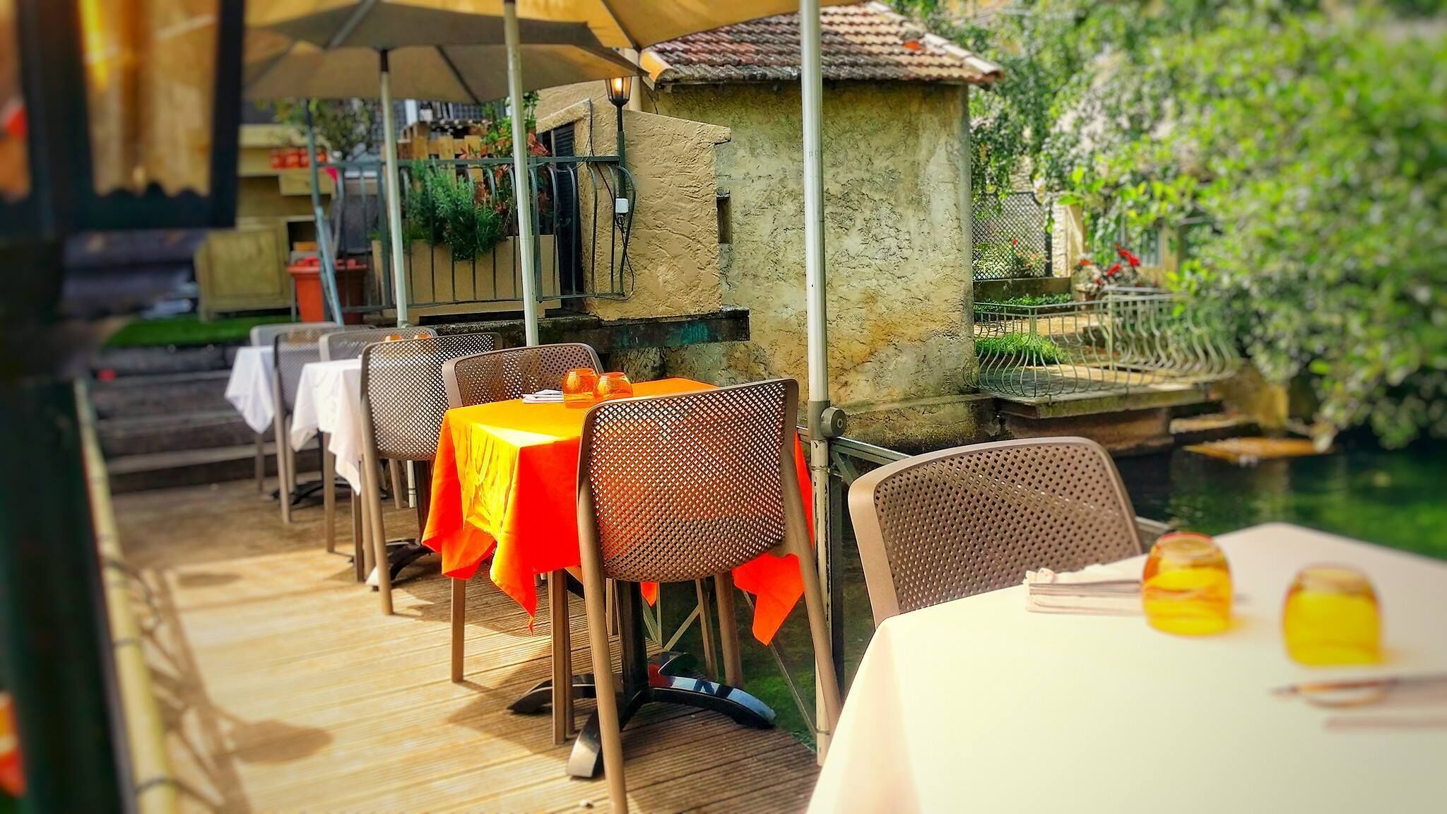 lunch and dinner served, french cuisine