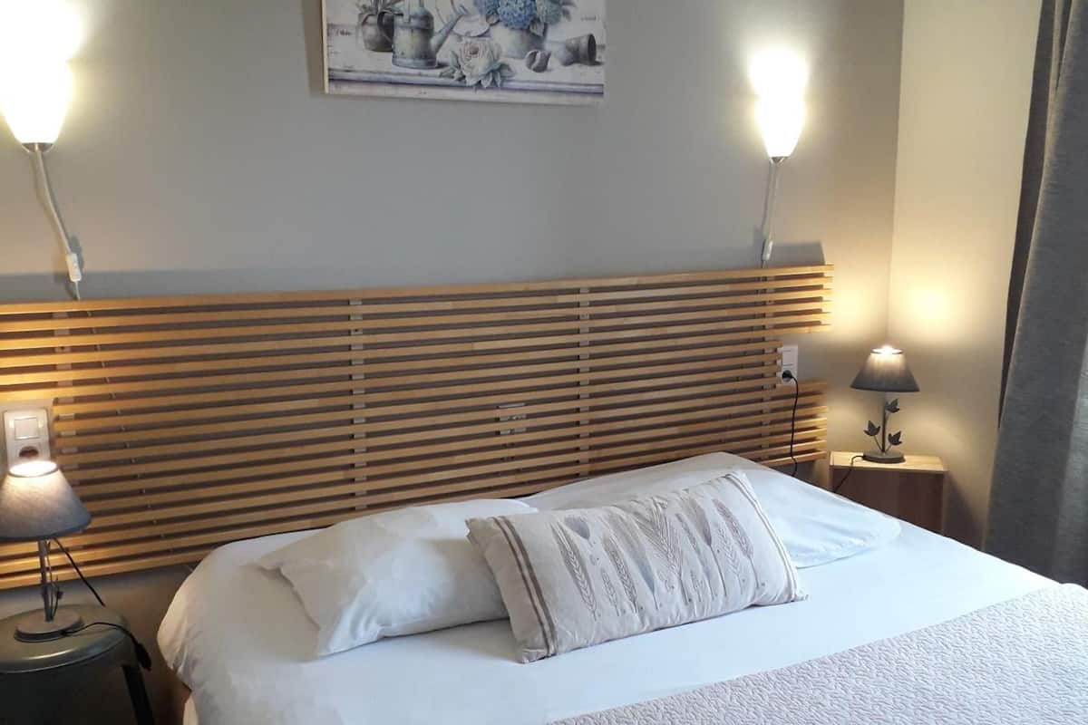 in-room safe, individually decorated, individually furnished