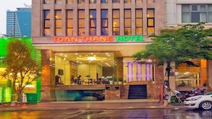 Front of property - Toan Thang Hotel (Da Nang)