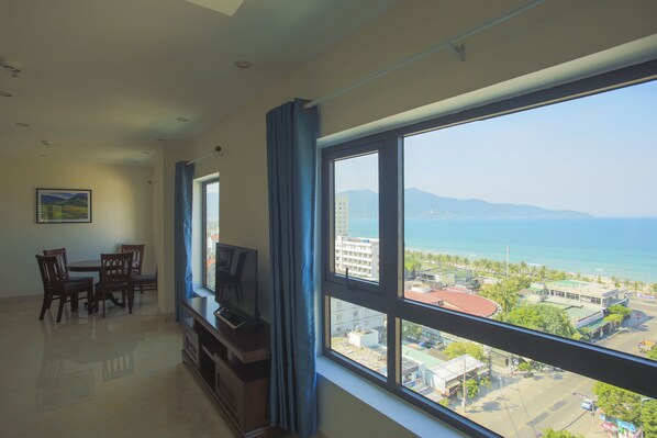 View from property - Toan Thang Hotel (Da Nang)