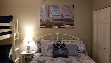 1 bedroom, pillowtop beds, iron/ironing board, free WiFi