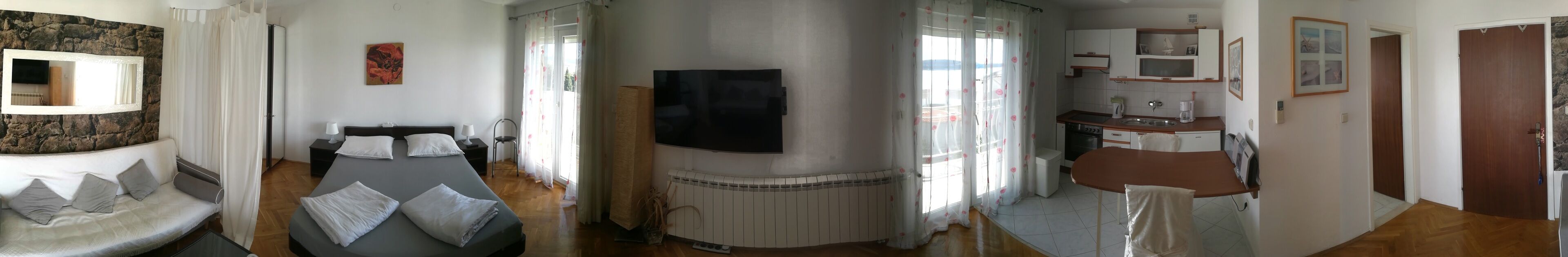 Internet, bed sheets