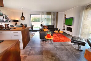 Imagen sin descripción, 3 de 18, botón