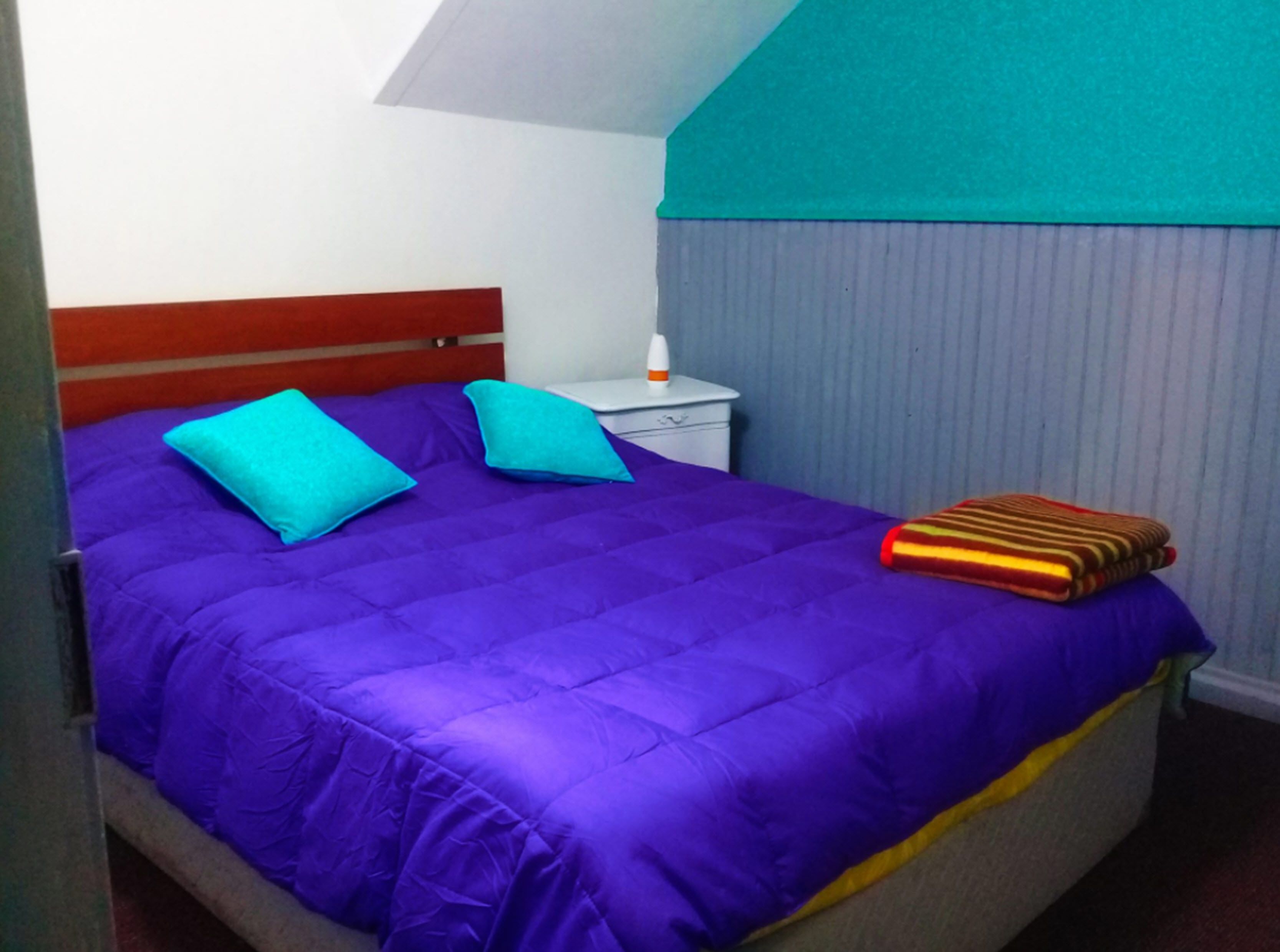 Quarto casal, 1 cama de casal | Escrivaninha, Wi-Fi de cortesia, roupa de cama