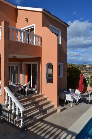 Outdoor dining - Casa Luna - Detached House for 8 people with private pool (castellon)