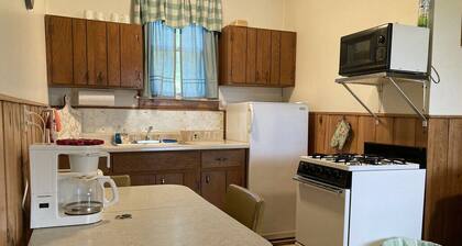 2 Bedroom Lakeside Cabin-Family Fishing Resort-Hayward WI-Chippewa Flowage