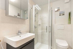 Douche, séchoir à cheveux