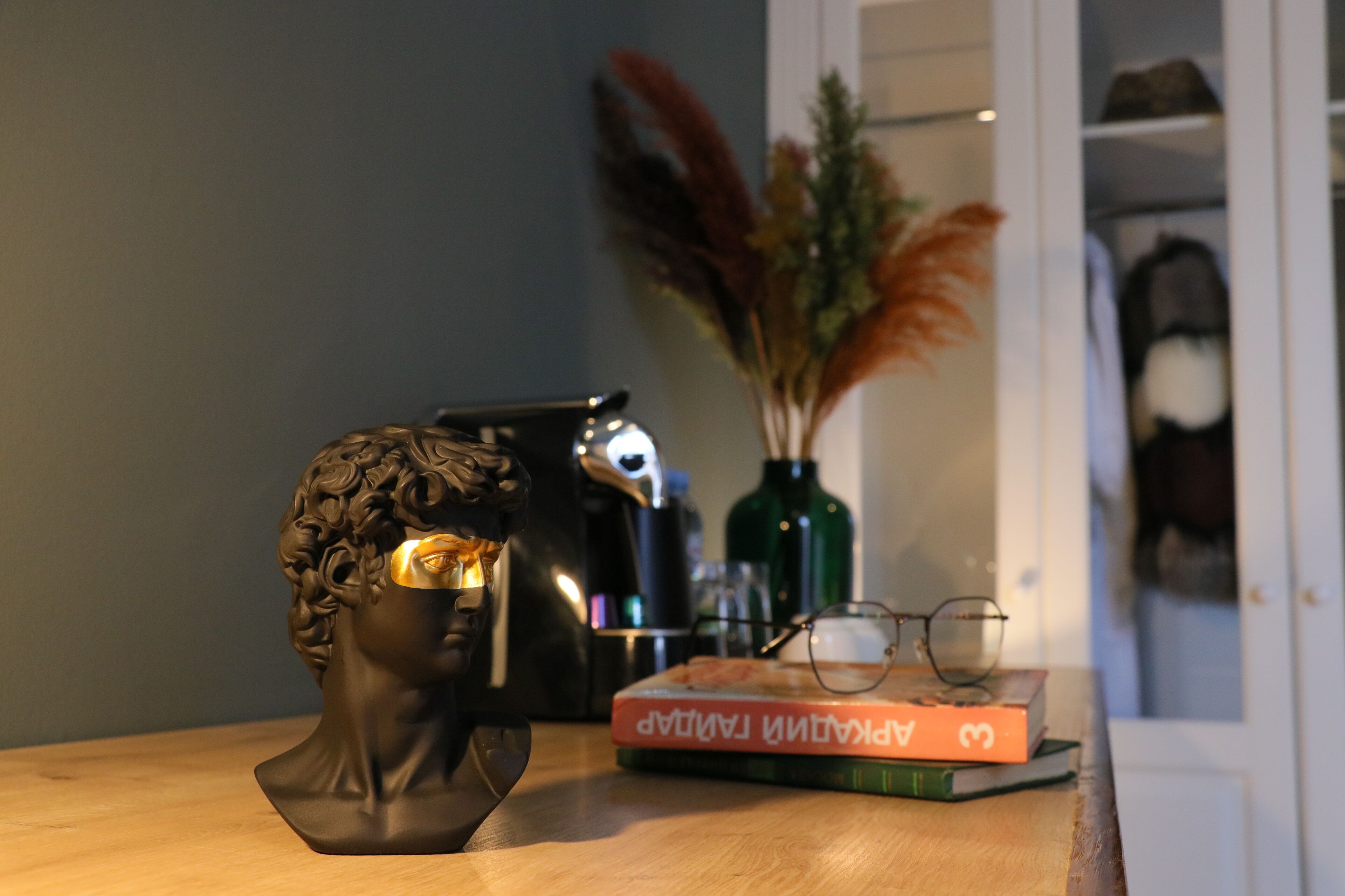 standard double room | premium bedding, in-room safe, desk, laptop workspace