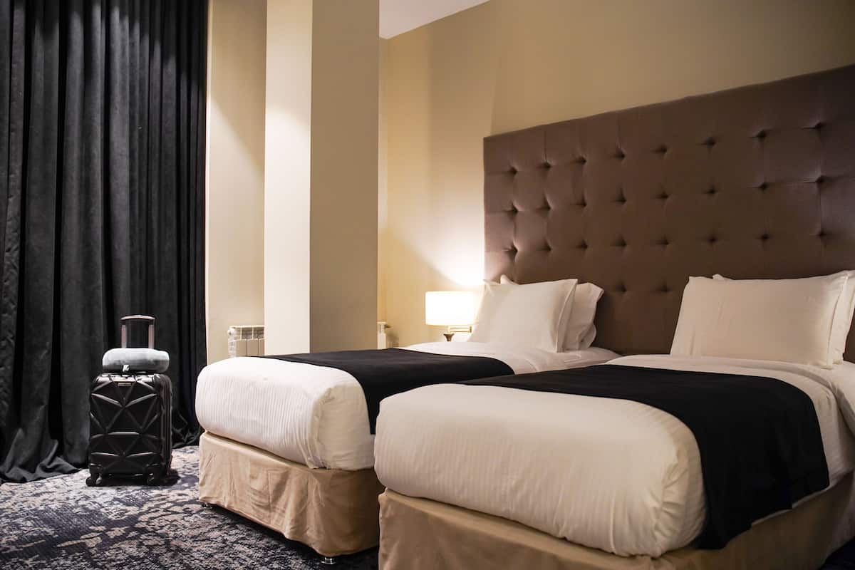 Superior Twin Room | Premium bedding, in-room safe, desk, laptop workspace