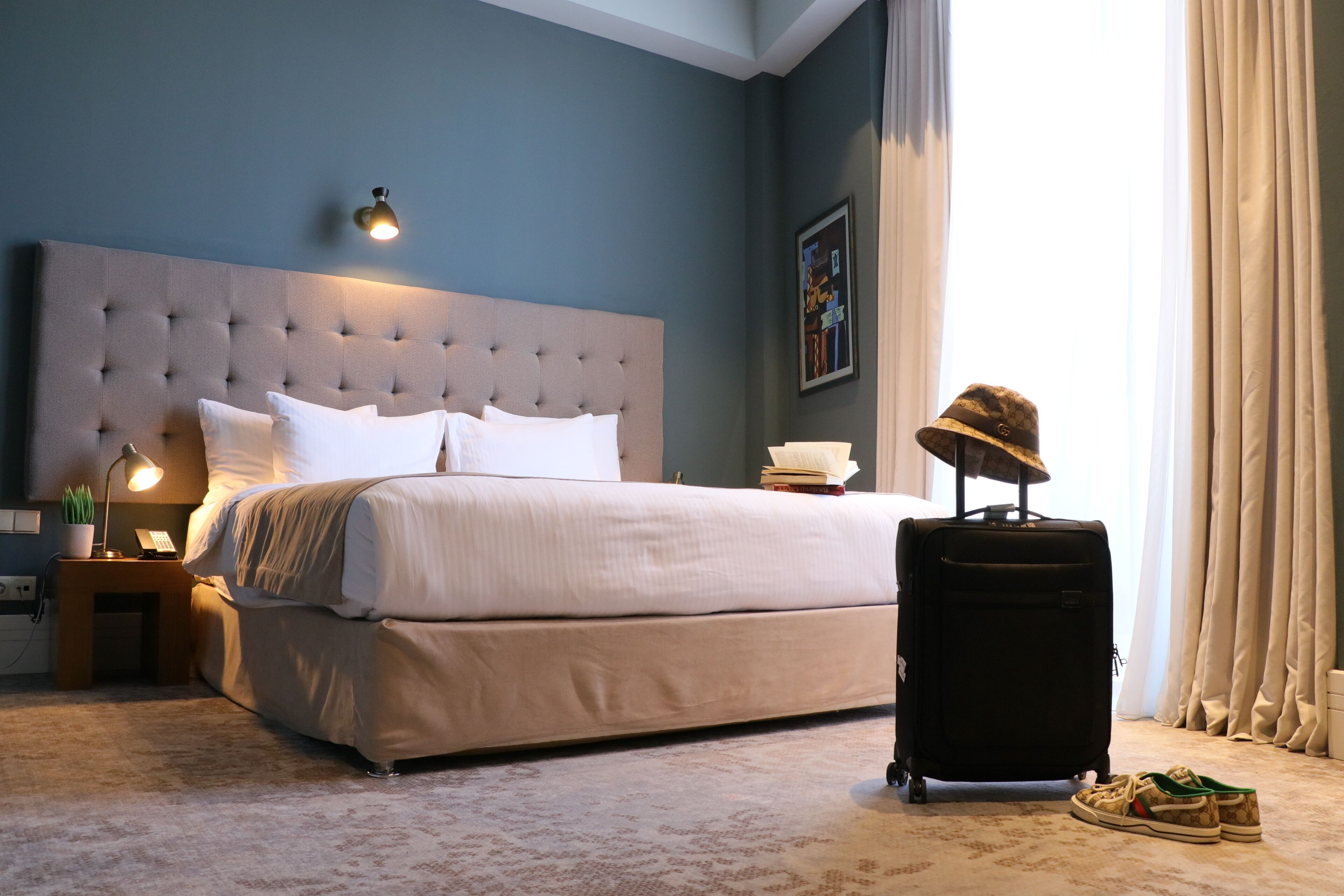 premium bedding, in-room safe, desk, laptop workspace