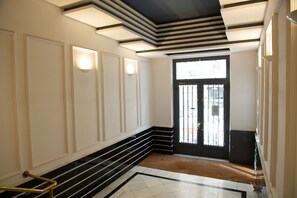 Interior entrance - Glorieta de Bilbao Madrid Centro (Madrid)