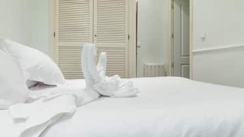 Apartment, 1 Bedroom | 1 bedroom, soundproofing, iron/ironing board, cribs/infant beds