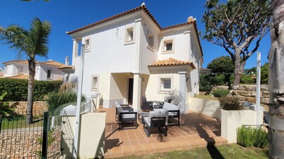 Very nice house fully equipped, wonderful terrace with garden, garage