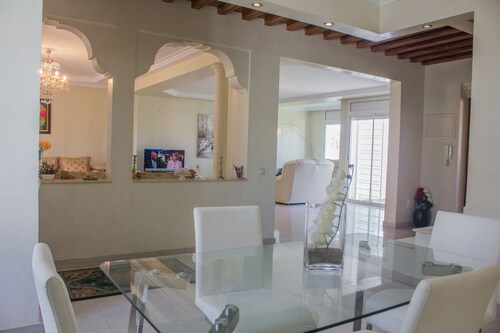 Villa de charme, Harhoura, Rabat