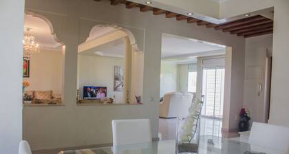 Villa de charme, Harhoura, Rabat