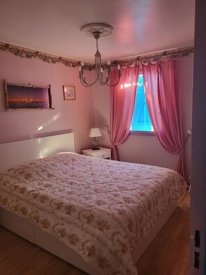3 bedrooms, iron/ironing board, travel cot, WiFi - Sunny villa near Gruissan Village, Beach and Port (Gruissan)