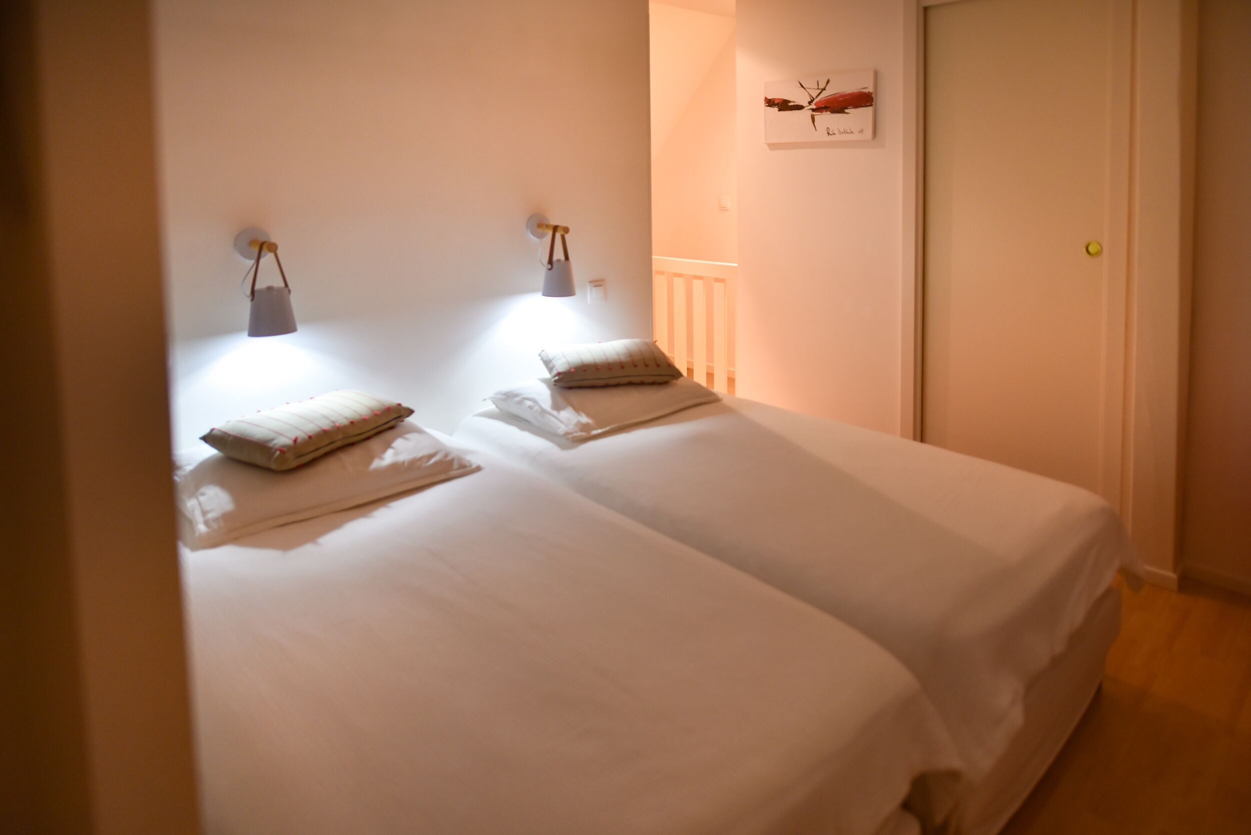 4 chambres, lit parapluie, Wi-Fi gratuit, draps fournis