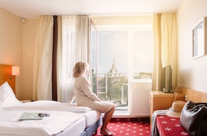 1 bedroom, desk, WiFi, bed sheets