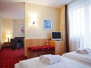 Unclassified image, 3 of 10, button