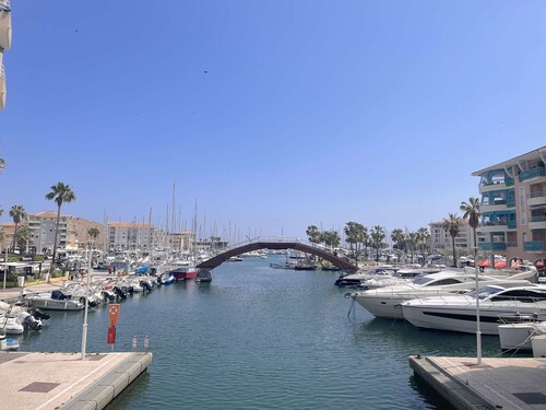 Cozy Studio Near Beach & Shops - Sleeps 2