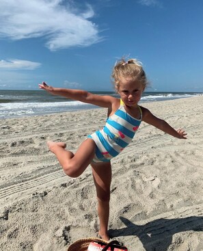 Plage à proximité, chaises longues