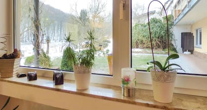 Amazing apartment in Zweifelscheid