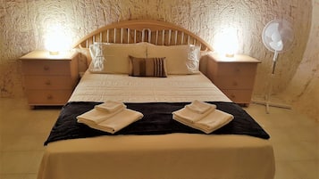 2 bedrooms, desk, soundproofing, iron/ironing board