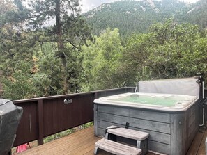 Tina de hidromasaje al aire libre