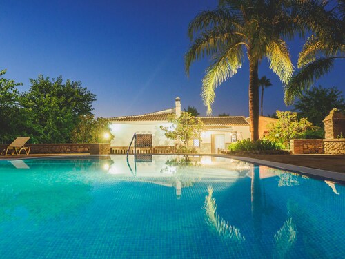 Cubo's Finca Los Magnolios / private pool / free wifi