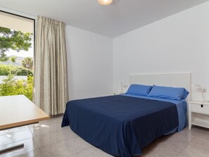 4 bedrooms, iron/ironing board, Internet, bed sheets - Mollet - Beautiful villa with garden 100 meters from the beach of Port d'Alcúdia (Port d'Alcúdia)