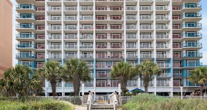⭐️Newly renovated Ocean Front Deluxe King Condo,Come Live in the Paradise