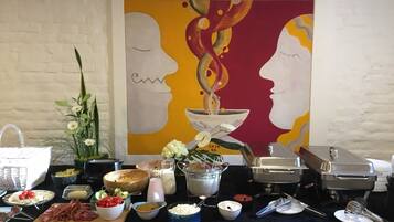 Daily buffet breakfast (EUR 6 per person)