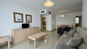 Unclassified image, 3 of 17, button - MESTRAL 2-5 (L'Escala)