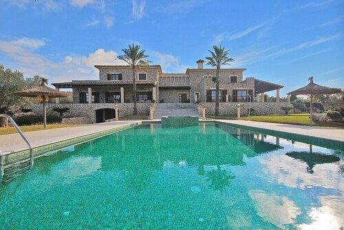 Canova - Geräumiges Haus mit Pool für 16 Personen in Ariany, Mallorca
