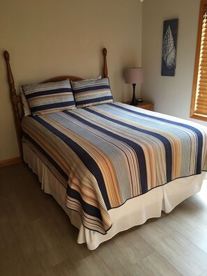 3 bedrooms, iron/ironing board, travel crib, free WiFi - Beach house rental Duck, NC (Duck)