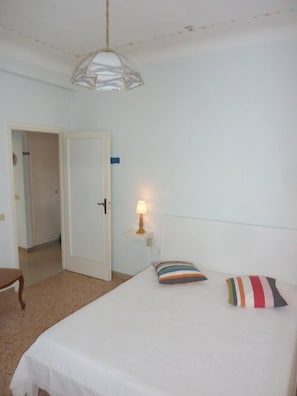 1 bedroom, iron/ironing board, WiFi, bed sheets - ROME TIBURTINA: HOW YOU FEEL AT HOME (WI-FI washing machine parking terrace) (ROMA)