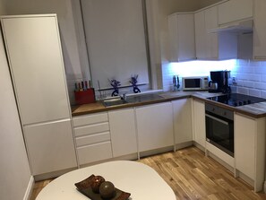 Fridge, microwave, oven, coffee/tea maker