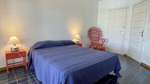 3 camere, ferro/asse da stiro, Wi-Fi gratuito, lenzuola