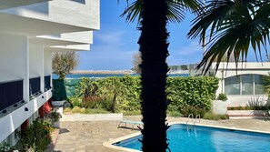 Pool - APARTMENT PASSEIG DEL MAR 01 (L'Escala)