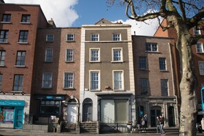 Front of property - James Joyce guesthouse (Dublin)