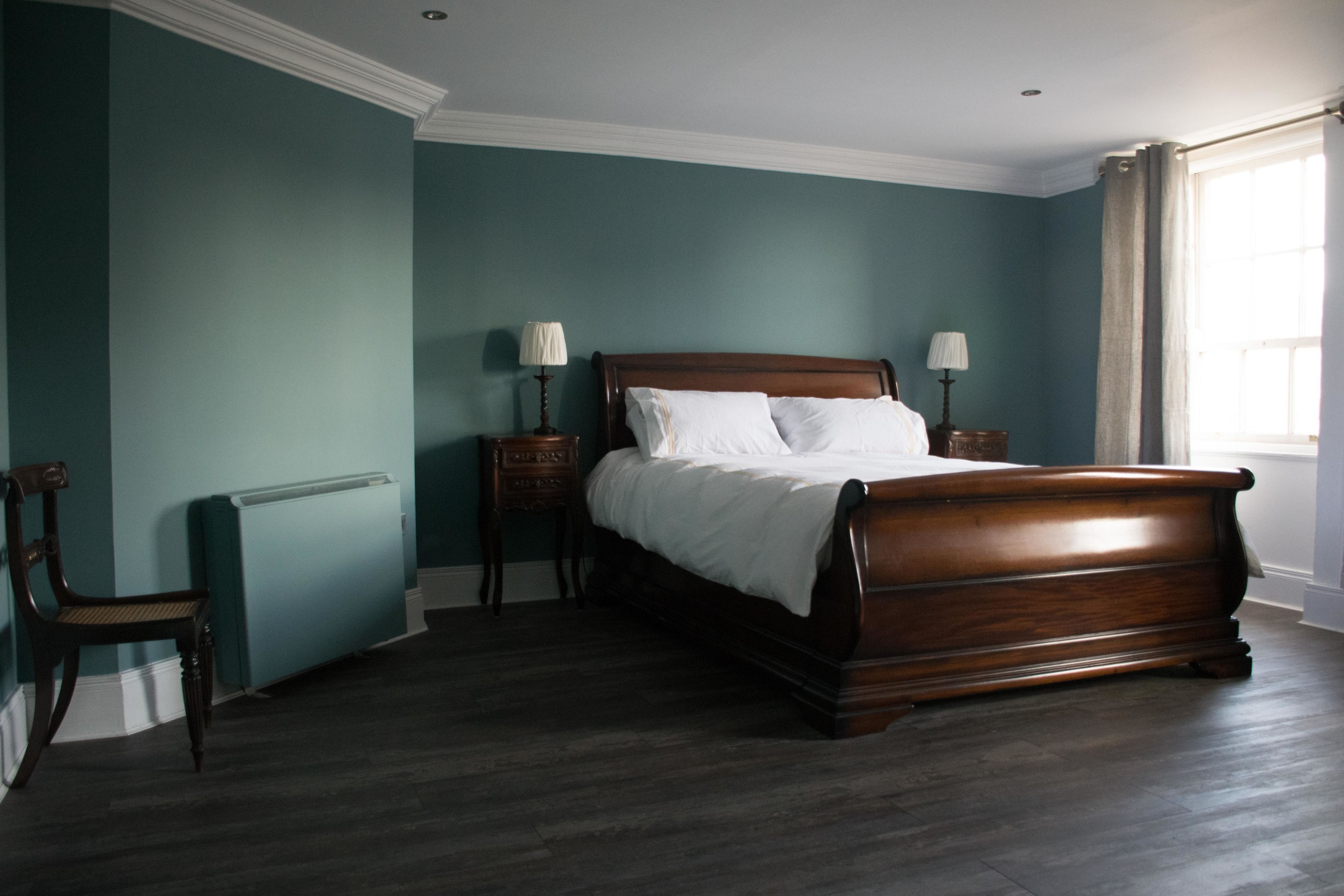 deluxe double room, 1 bedroom, private bathroom, city view | minibar, desk, free wifi