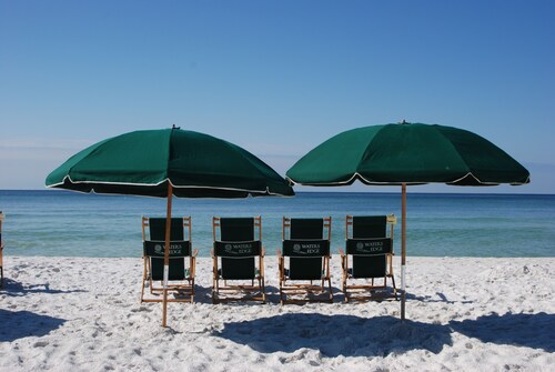 WOW - SOME SUMMER DATES AVAILABLE BEACH SERVICE - CLEAN - OCEANFRONT - AMAZING