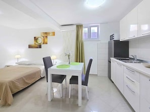 1 bedroom, WiFi - Studio with balcony for 3 people (Baška)