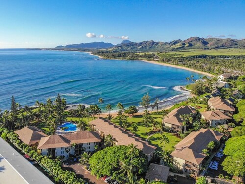 Beautiful Lae Nani Unit 112 Oceanfront One Bedroom Condo Coconut Coast Wailua. 