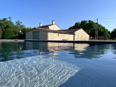 Huge family villa of 180 m² with a private pool 10x5m.