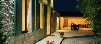 Grande casa / villa, ideale per 12 persone, ristrutturata nel 2015