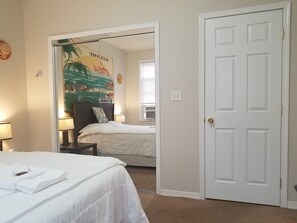 2 bedrooms, iron/ironing board, WiFi, bed sheets